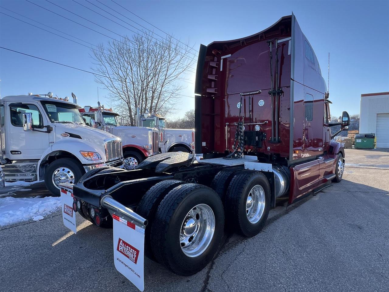 2024 Peterbilt 579 80" Ultraloft Eau Claire WI