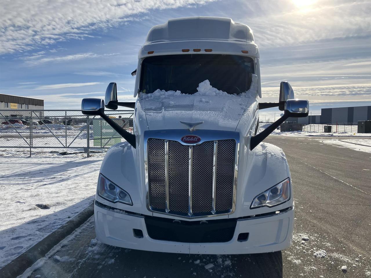 2024 Peterbilt 579