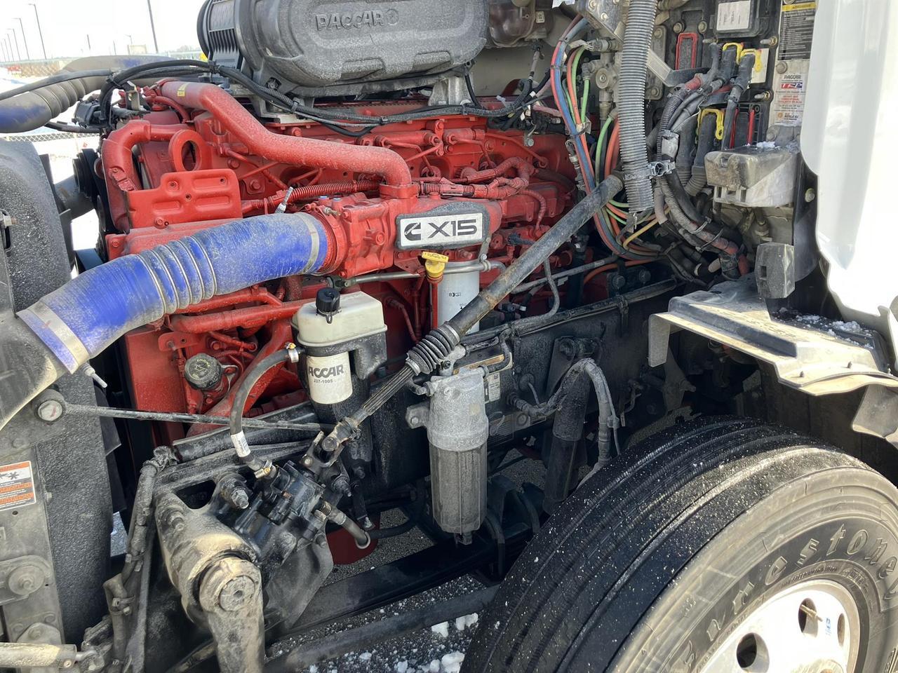 2024 Peterbilt 579 80" Ultraloft Rochester MN