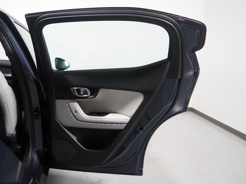 2024 Polestar 2 Long Range Dual Motor Plus AWD *PILOT PKG, NAVIGATION, ADAPTIVE CRUISE, SAFETY ALERTS, 360 VIEW CAMERAS, PANORAMA MOONROOF, NAPPA LEATHER, CLIMATE SEATS, HEATED STEERING, 20 INCH WHEELS, HARMAN/KARDON, WIRELESS CHARGING, ANDROID & APPLE Round Rock TX