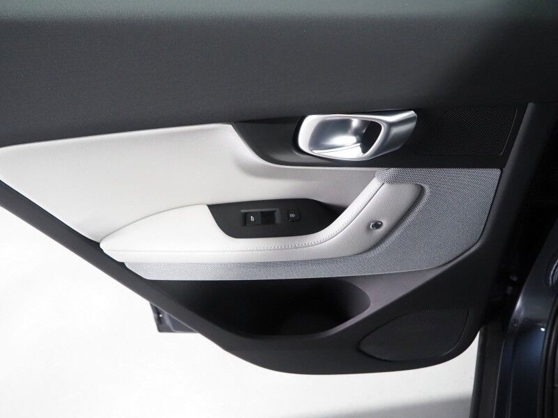 2024 Polestar 2 Long Range Dual Motor Plus AWD *PILOT PKG, NAVIGATION, ADAPTIVE CRUISE, SAFETY ALERTS, 360 VIEW CAMERAS, PANORAMA MOONROOF, NAPPA LEATHER, CLIMATE SEATS, HEATED STEERING, 20 INCH WHEELS, HARMAN/KARDON, WIRELESS CHARGING, ANDROID & APPLE Round Rock TX