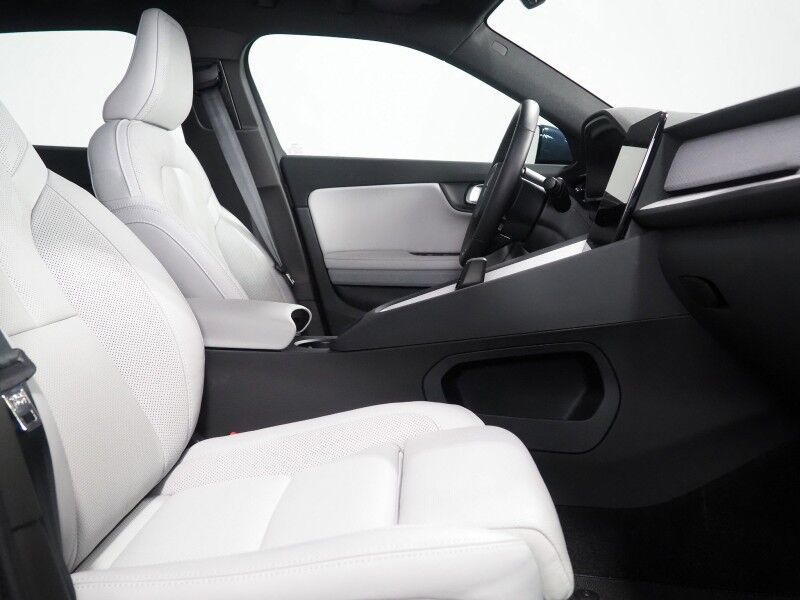 2024 Polestar 2 Long Range Dual Motor Plus AWD *PILOT PKG, NAVIGATION, ADAPTIVE CRUISE, SAFETY ALERTS, 360 VIEW CAMERAS, PANORAMA MOONROOF, NAPPA LEATHER, CLIMATE SEATS, HEATED STEERING, 20 INCH WHEELS, HARMAN/KARDON, WIRELESS CHARGING, ANDROID & APPLE Round Rock TX