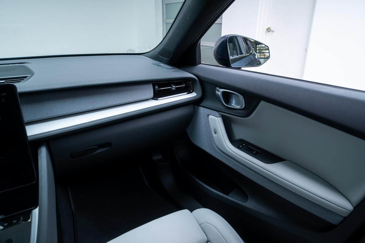 2024 Polestar 2 Long Range Dual Motor Ventilated Nappa Leather / Panoramic Roof Portland OR