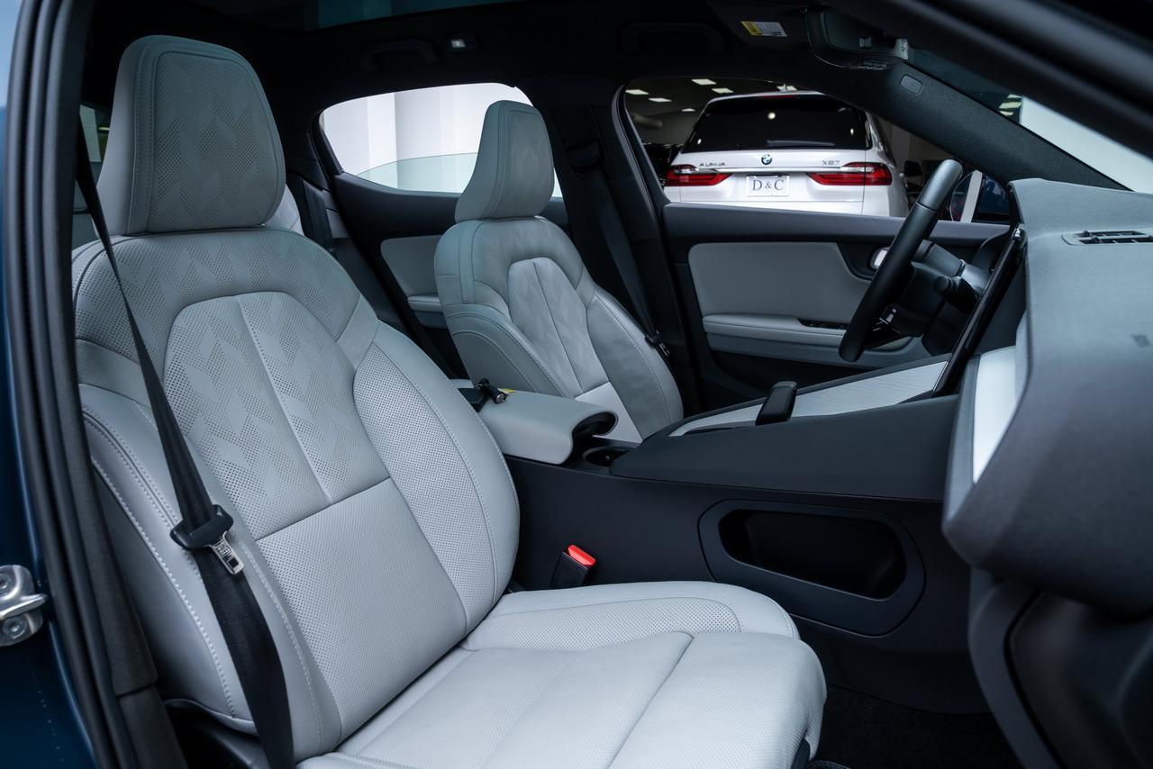 2024 Polestar 2 Long Range Dual Motor Ventilated Nappa Leather / Panoramic Roof Portland OR