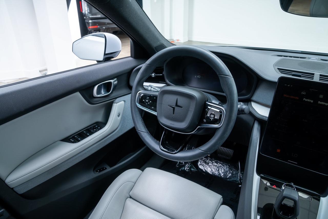 2024 Polestar 2 Long Range Dual Motor Ventilated Nappa Leather / Panoramic Roof Portland OR
