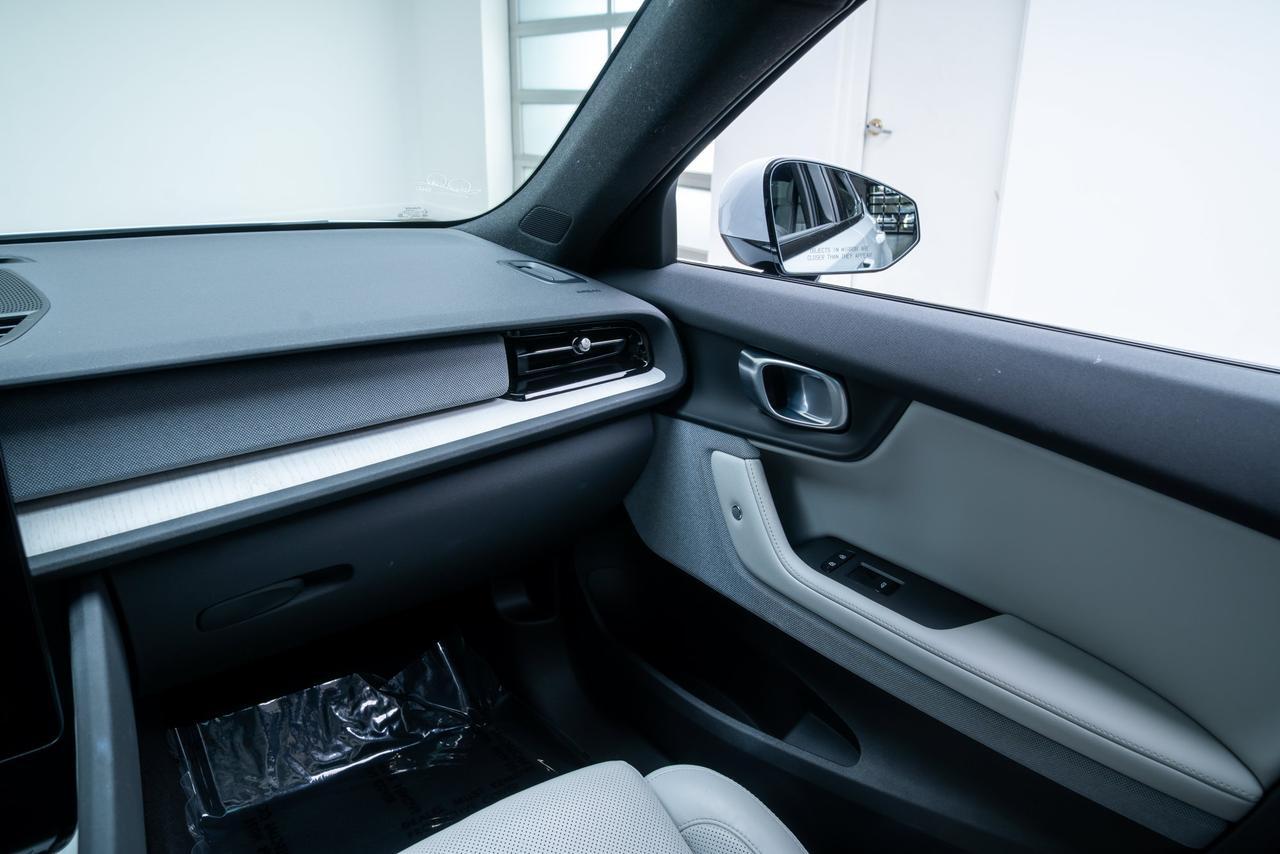 2024 Polestar 2 Long Range Dual Motor Ventilated Nappa Leather / Panoramic Roof Portland OR