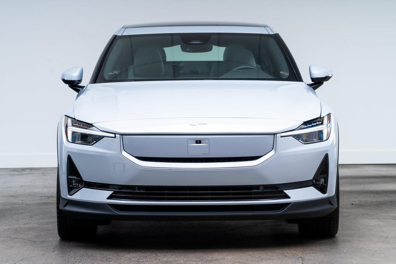 2024 Polestar 2 Long Range Dual Motor Ventilated Nappa Leather / Panoramic Roof Portland OR