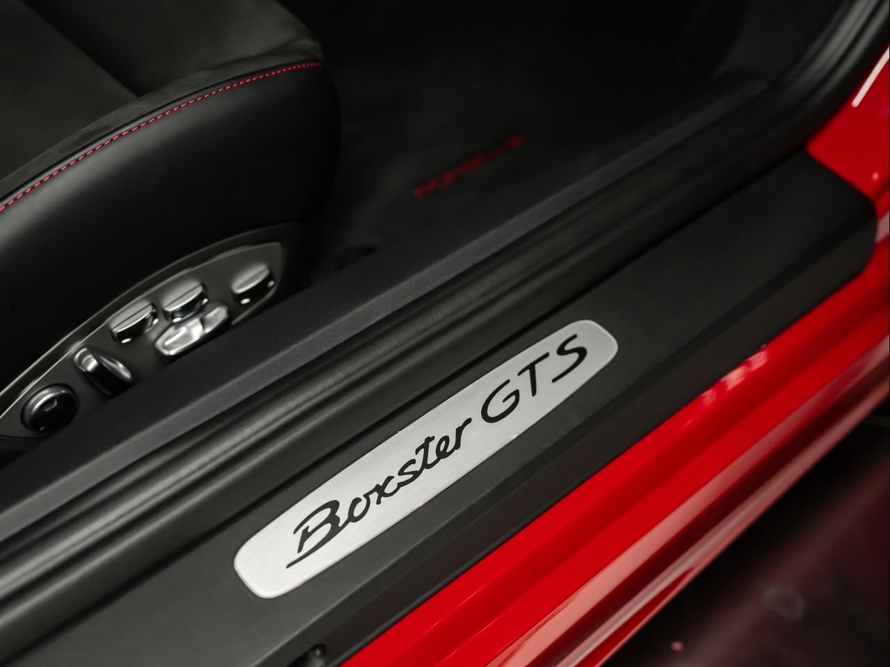 2024 Porsche 718 GTS - Photo 34