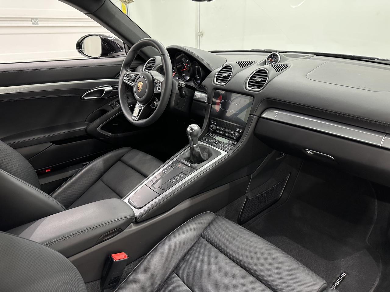 2024 Porsche 718 Cayman Newark DE