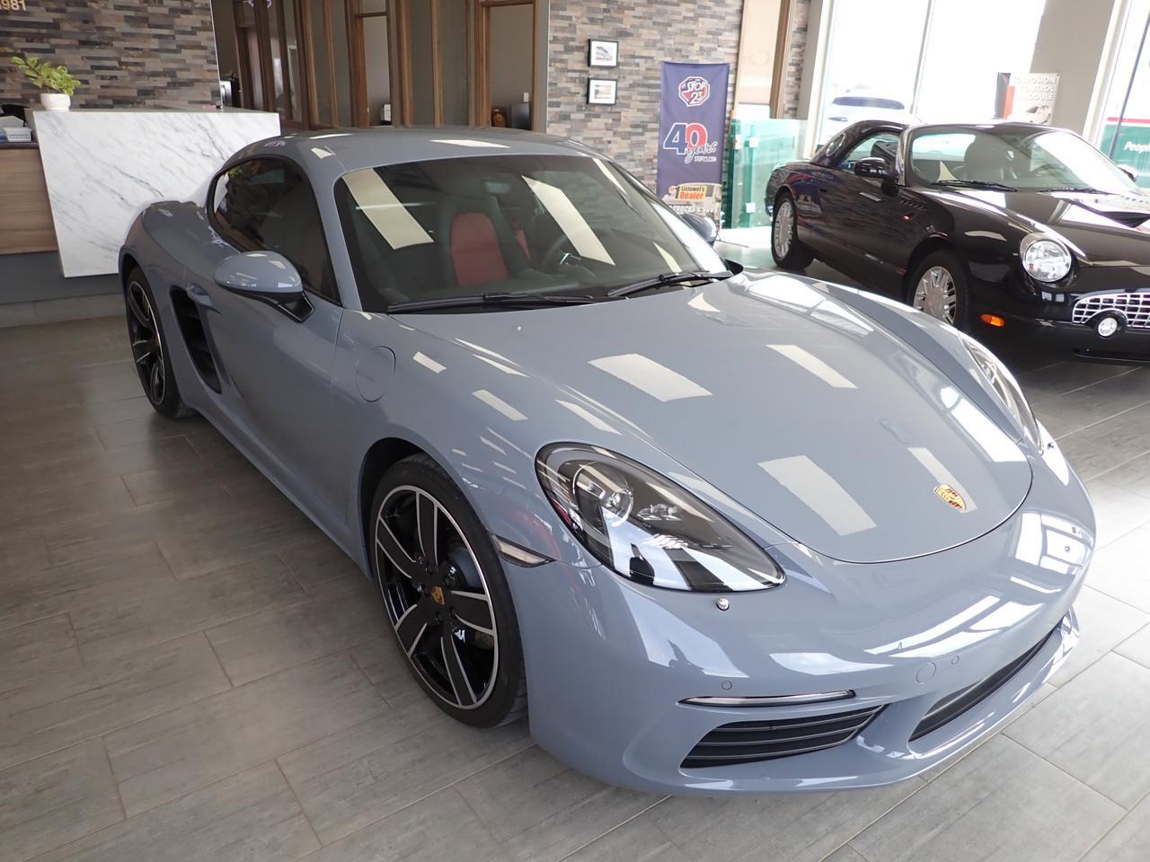 2024 Porsche 718 Cayman COUPE LEATHER