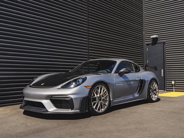 2024 Porsche 718 Cayman GT4 RS