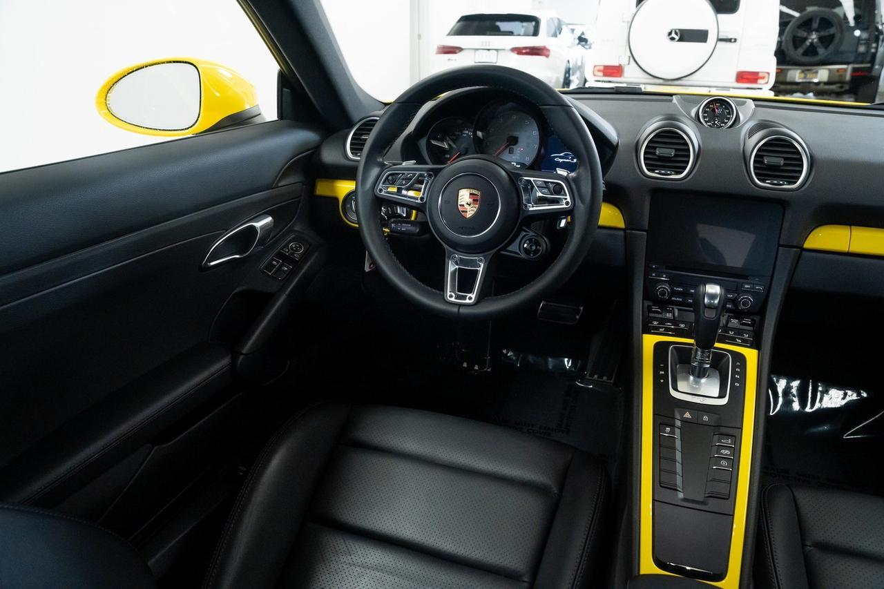2024 Porsche 718 Cayman S 1 Owner Heated Seats Sport Chrono Package Portland OR