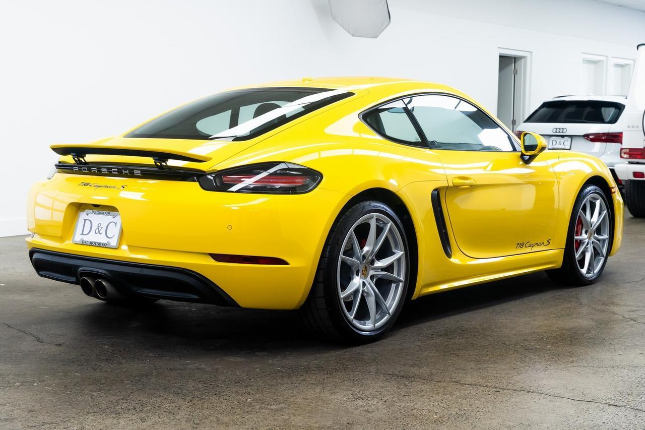 2024 Porsche 718 Cayman S 1 Owner Heated Seats Sport Chrono Package Portland OR