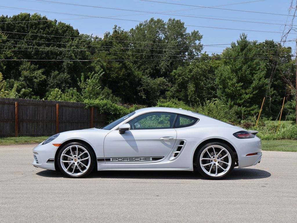 2024 Porsche 718 Cayman Style Edition