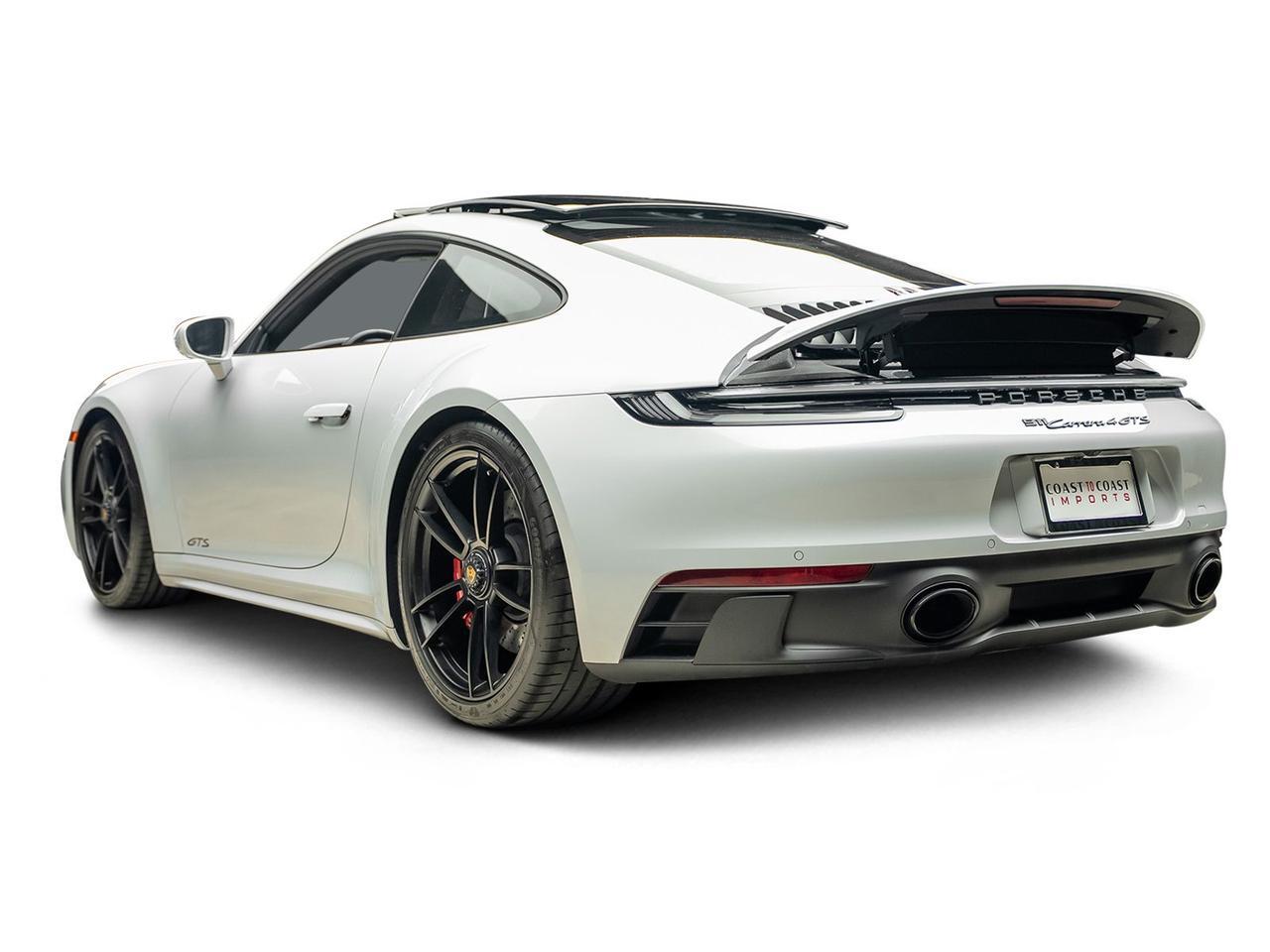 2024 Porsche 911 Carrera 4 GTS