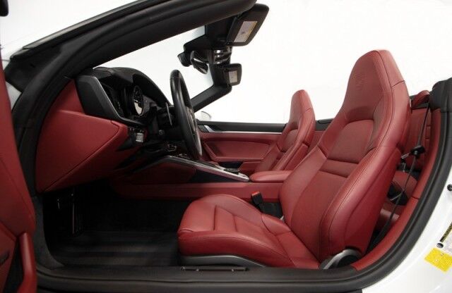 2024 Porsche 911 Carrera Cabriolet ($158,200 MSRP) *$30,000 IN OPTIONS* *5500 MILES* *FRONT LIFT* San Diego CA