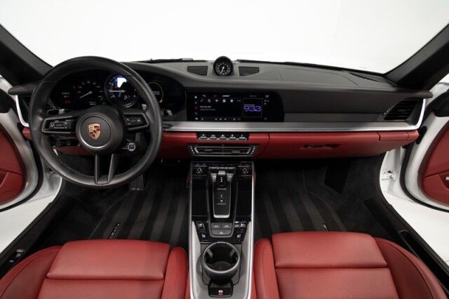 2024 Porsche 911 Carrera Cabriolet ($158,200 MSRP) *$30,000 IN OPTIONS* *5500 MILES* *FRONT LIFT* San Diego CA