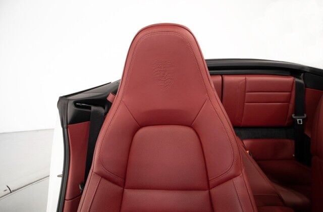 2024 Porsche 911 Carrera Cabriolet ($158,200 MSRP) *FRONT LIFT* *$30,000 IN OPTIONS* *5500 MILES* San Diego CA