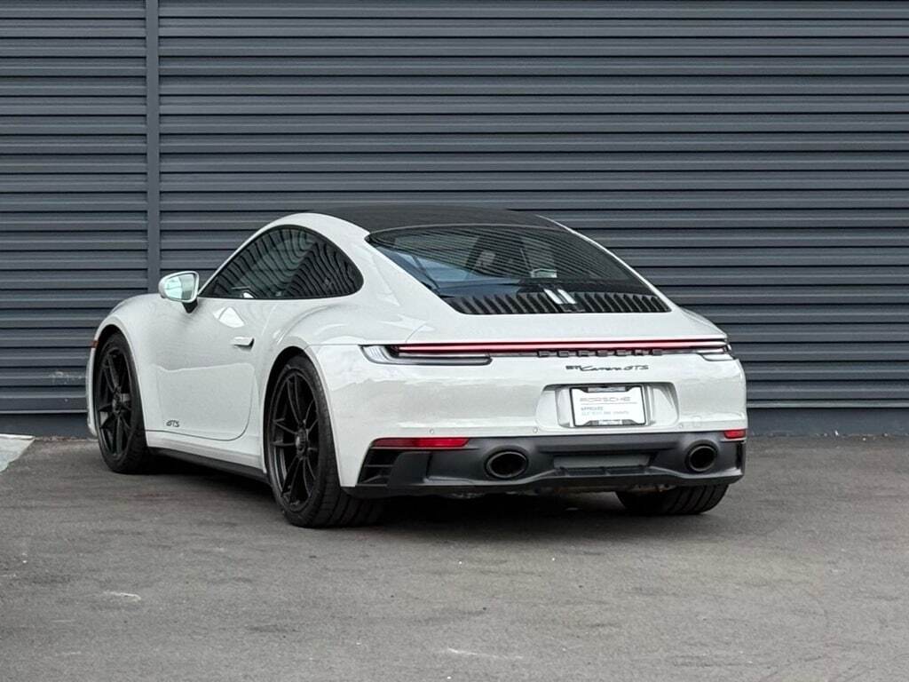 2024 Porsche 911 Carrera GTS