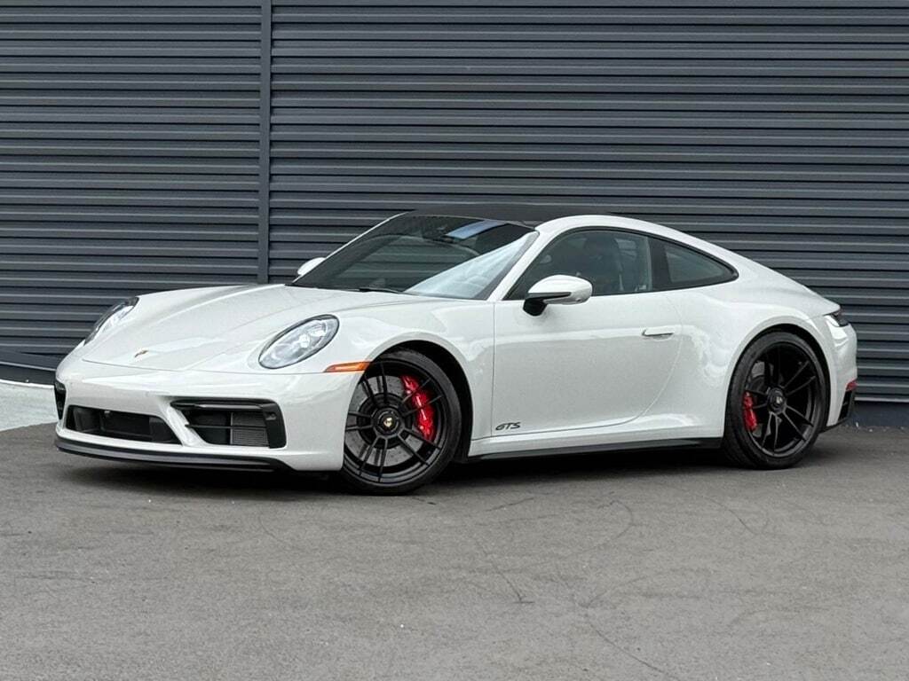 2024 Porsche 911 Carrera GTS