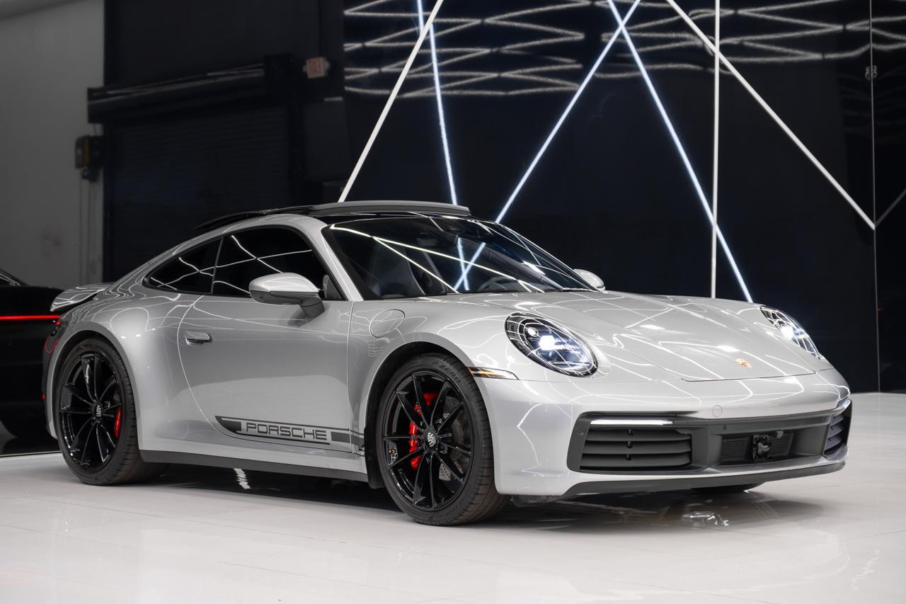 2024 Porsche 911 Carrera
