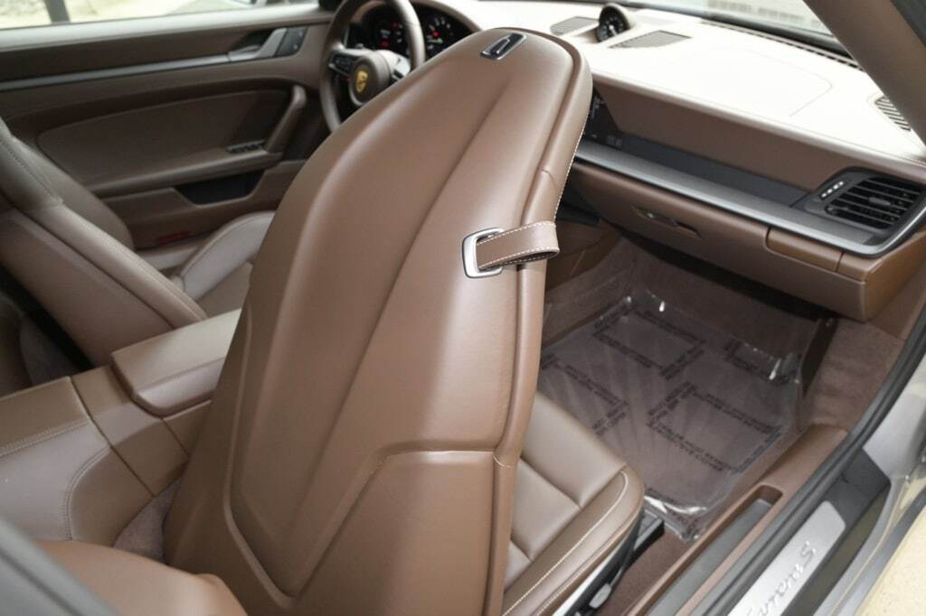 2024 Porsche 911 Carrera S Orange MA