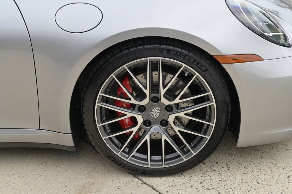 2024 Porsche 911 Carrera S Orange MA