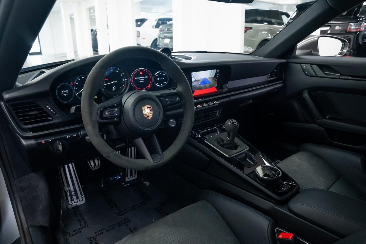 2024 Porsche 911 Carrera T 1 Owner Carbon Bucket Seats BOSE Audio Portland OR