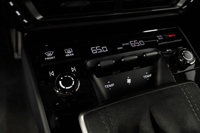 2024 Porsche 911 Carrera T Coupe *ONLY 2,000 MILES* *MANUAL TRANSMISSION* *CARBON BUCKET SEATS* *CARBON ROOF* San Diego CA