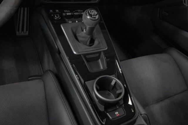 2024 Porsche 911 Carrera T Coupe *ONLY 2,000 MILES* *MANUAL TRANSMISSION* *CARBON BUCKET SEATS* *CARBON ROOF* San Diego CA