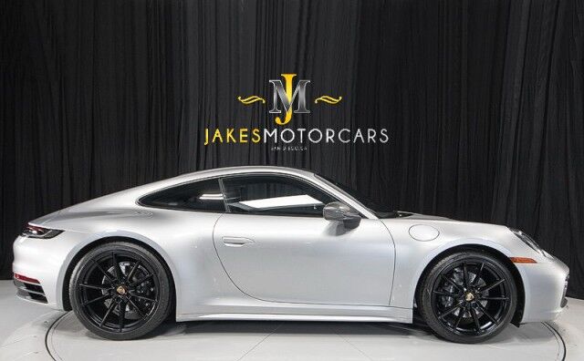 2024 Porsche 911 Carrera T Coupe *ONLY 2,000 MILES* *MANUAL TRANSMISSION* *CARBON BUCKET SEATS* *CARBON ROOF* San Diego CA