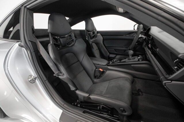 2024 Porsche 911 Carrera T Coupe *ONLY 2,000 MILES* *MANUAL TRANSMISSION* *CARBON BUCKET SEATS* *CARBON ROOF* San Diego CA