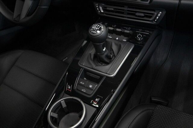 2024 Porsche 911 Carrera T Coupe *ONLY 900 MILES* *MANUAL TRANSMISSION* San Diego CA