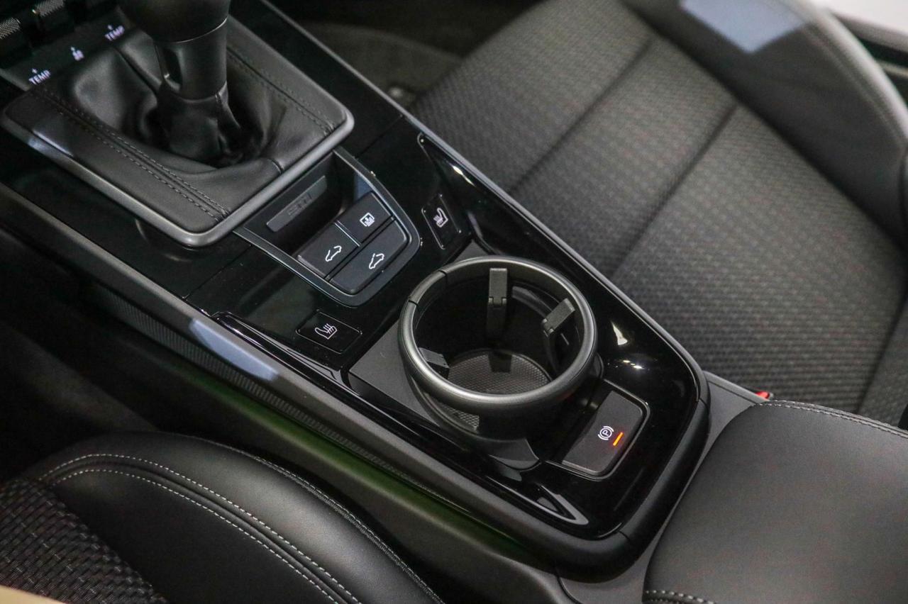 2024 Porsche 911 Carrera T MANUAL. Franklin TN