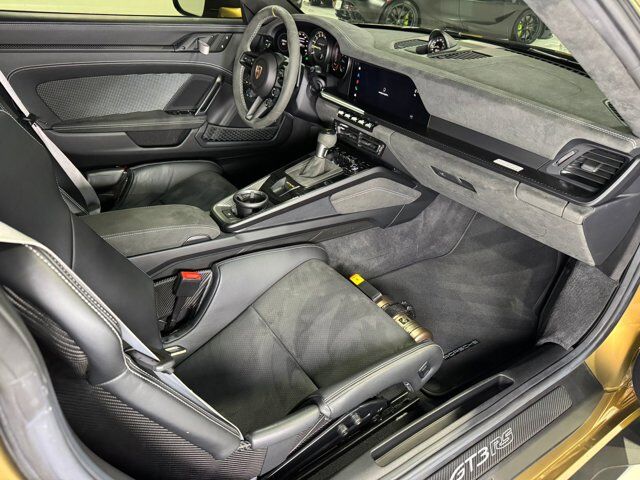 2024 Porsche 911 GT3 RS Weissach Package!!  Bose audio, front lift, Sport Chrono, Exclusive Design tailights & MORE!! Fort Lauderdale FL