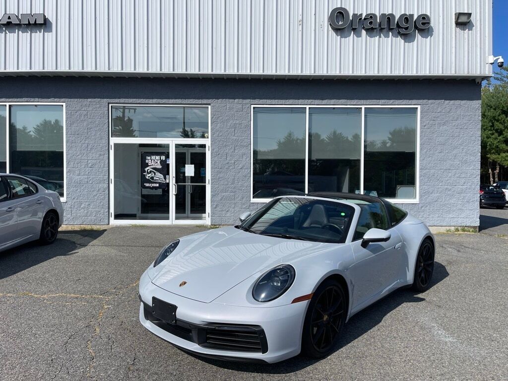 2024 Porsche 911 Targa 4 Orange MA