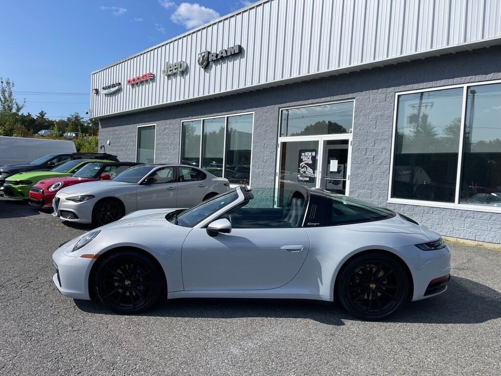 2024 Porsche 911 Targa 4 Orange MA