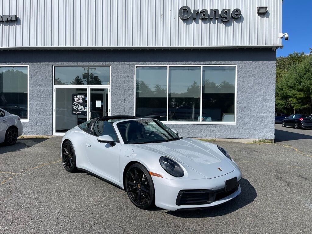 2024 Porsche 911 Targa 4 Orange MA