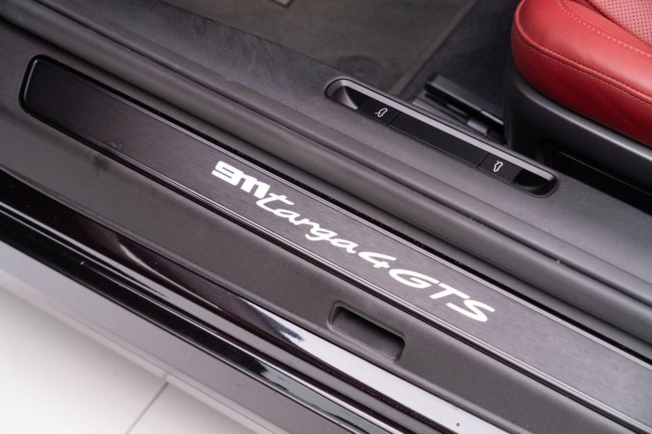 2024 Porsche 911 Targa 4 GTS Pompano Beach FL