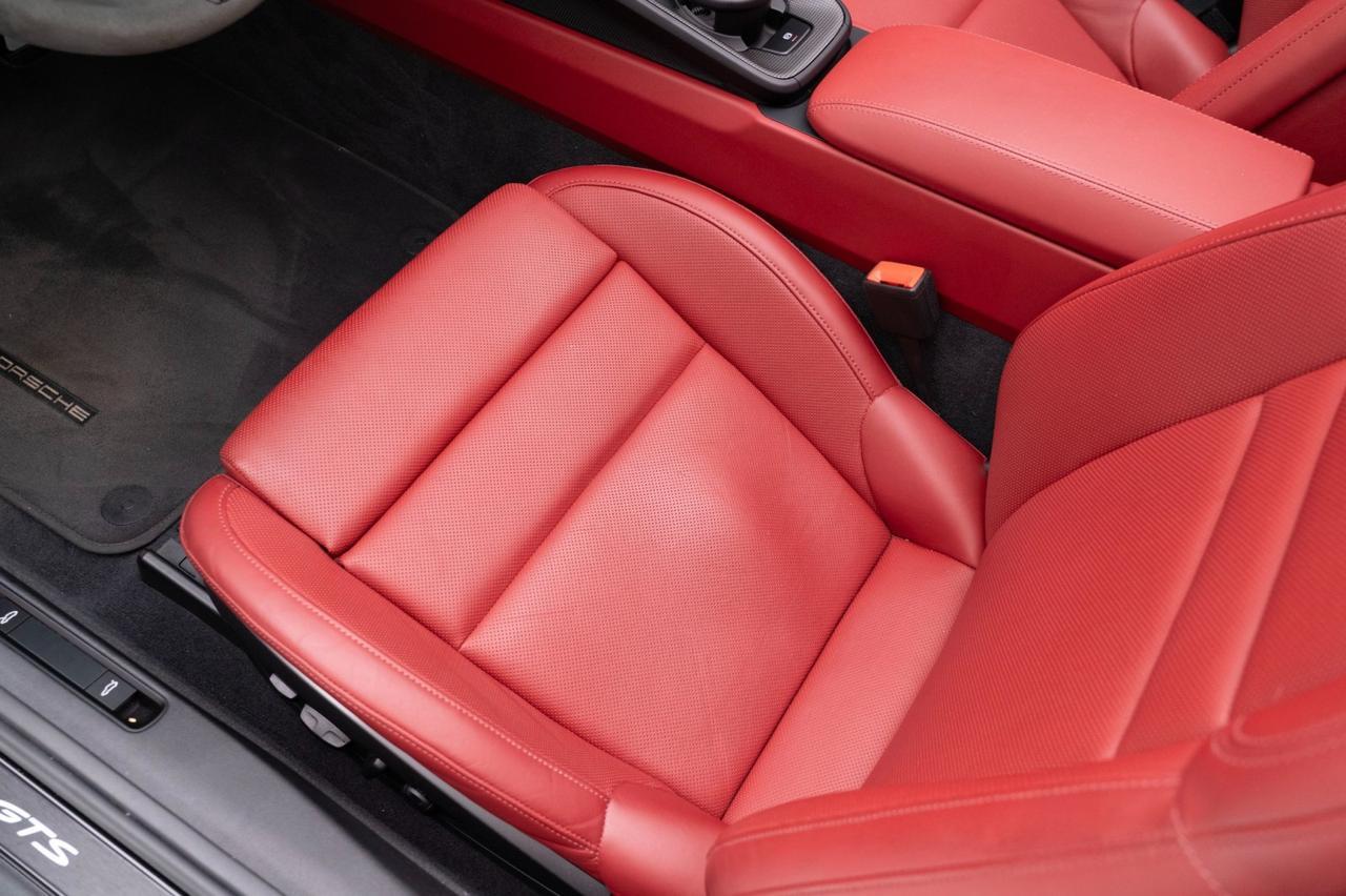 2024 Porsche 911 Targa 4 GTS Pompano Beach FL