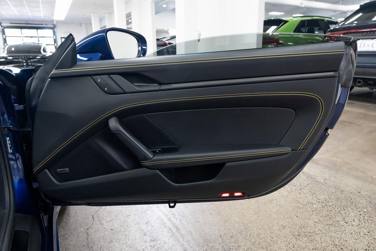 2024 Porsche 911 Targa 4 GTS Premium Package PDLS+ Exclusive Interior Portland OR