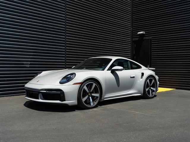 2024 Porsche 911 Turbo S
