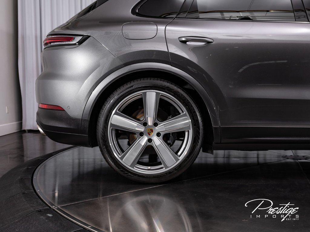 2024 Porsche Cayenne . North Miami Beach FL