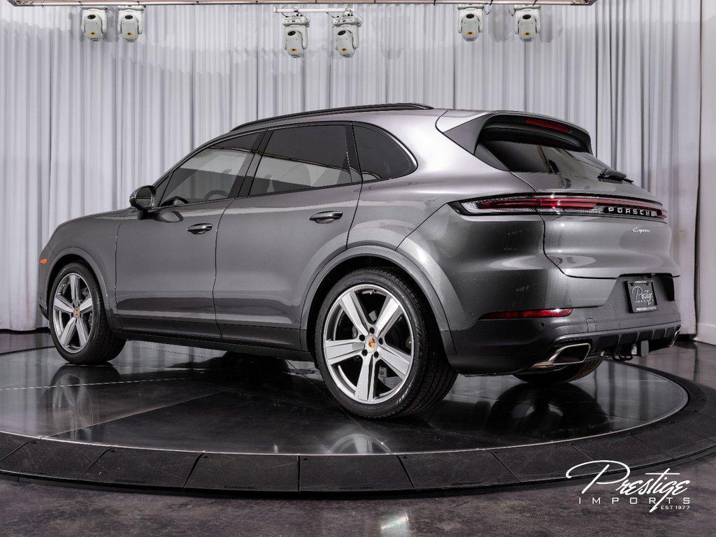 2024 Porsche Cayenne . North Miami Beach FL