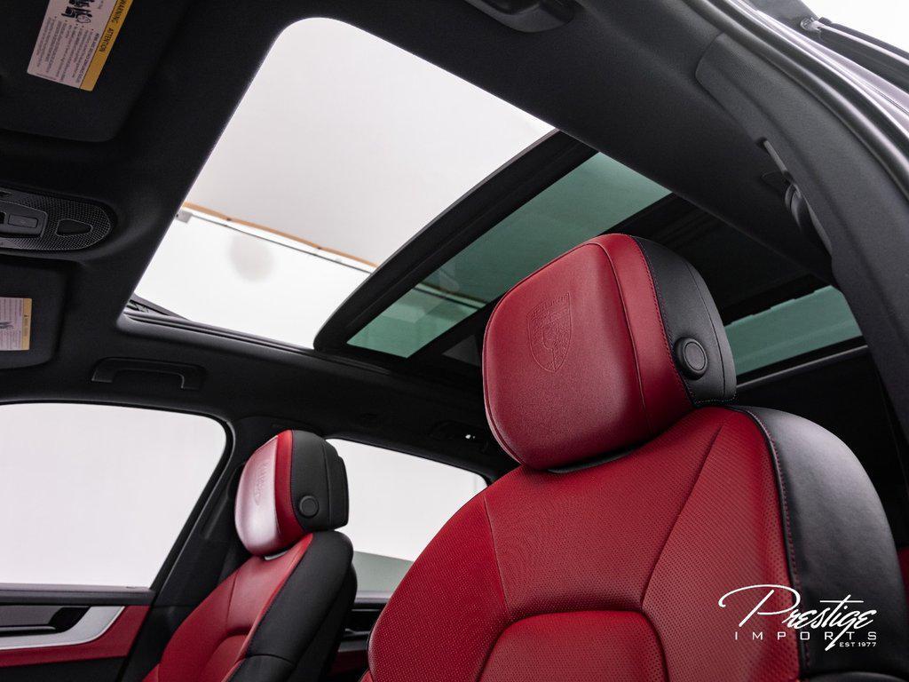 2024 Porsche Cayenne . North Miami Beach FL