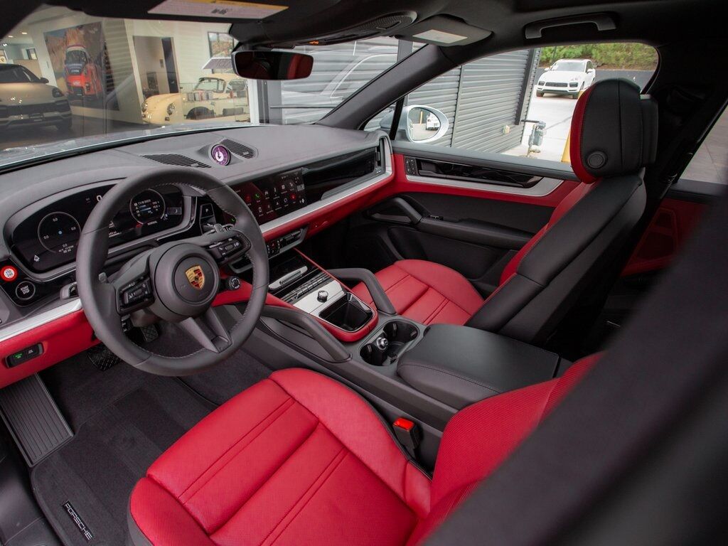 2024 Porsche Cayenne Colorado Springs CO