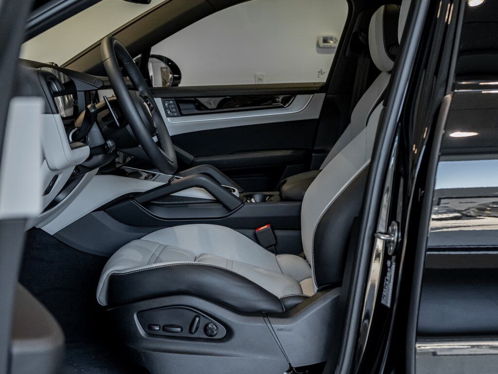 2024 Porsche Cayenne Colorado Springs CO