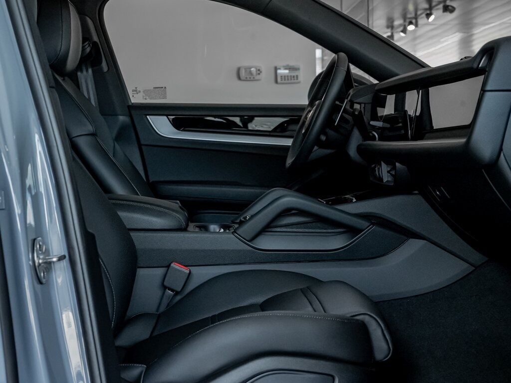 2024 Porsche Cayenne Colorado Springs CO