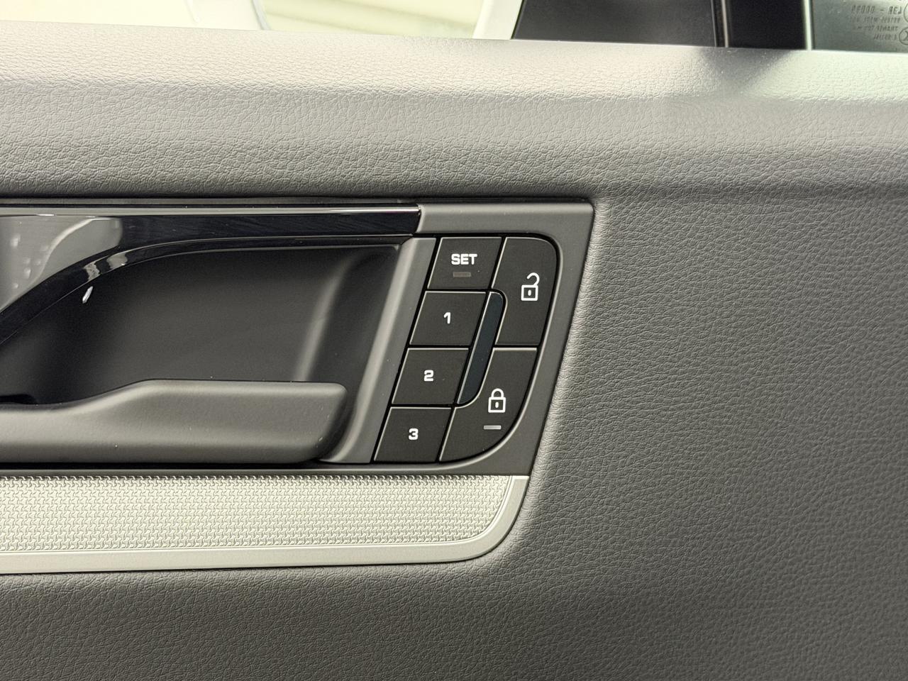 2024 Porsche Cayenne Newark DE