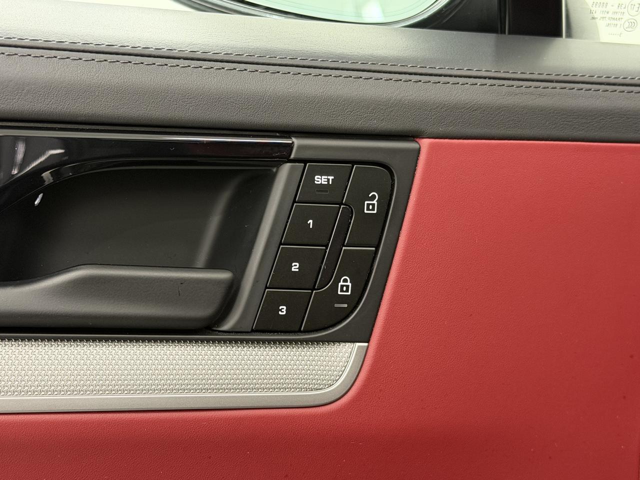 2024 Porsche Cayenne Newark DE